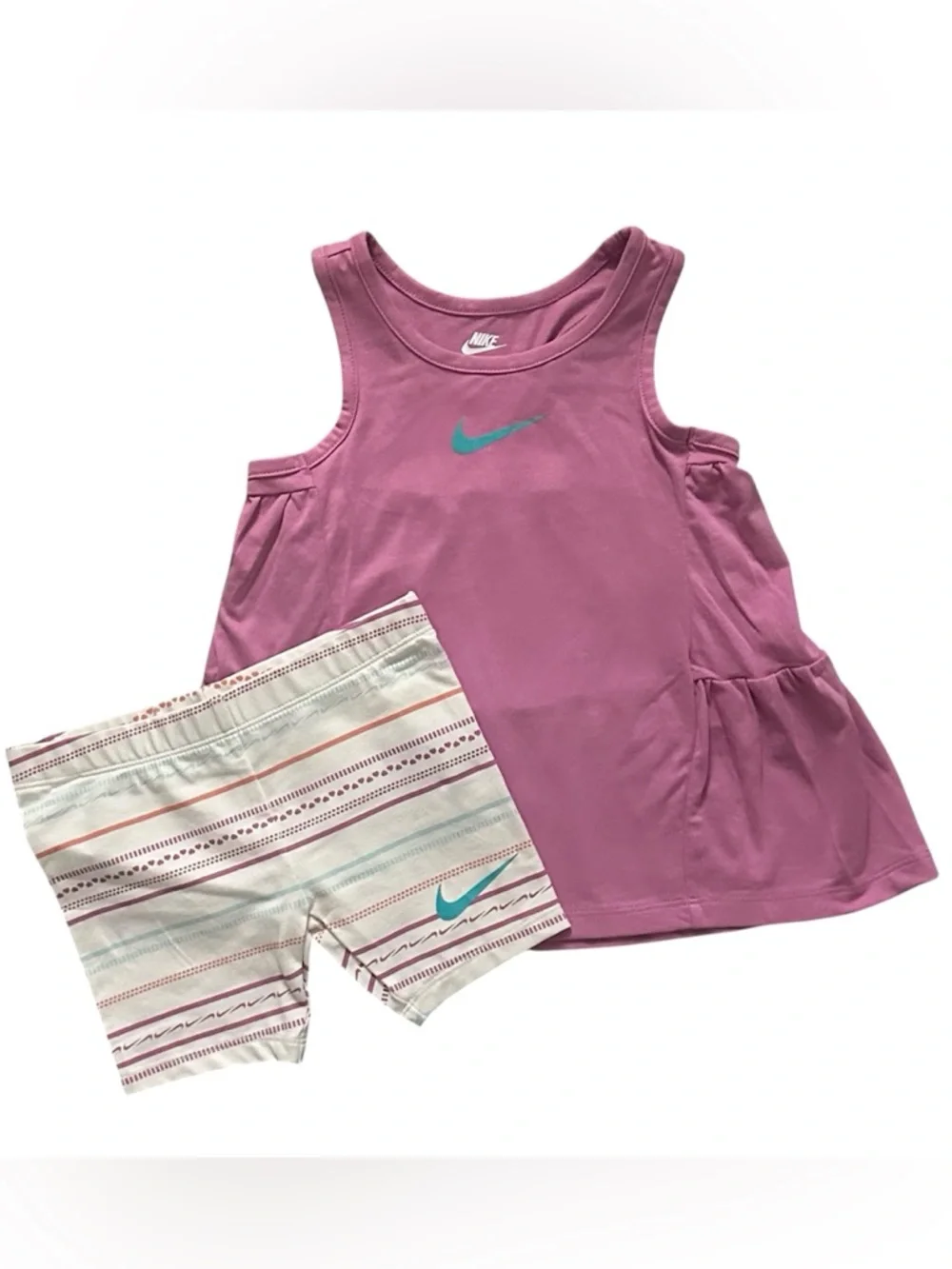 Girls Size 4 Nike 2-Piece Outfit Set Tank Top & Striped Hearts Bike Shorts NWT - Picture 5 of 5